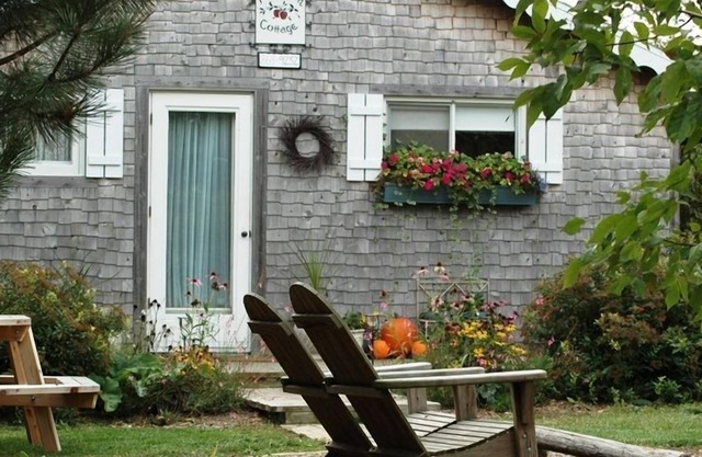 Se aceptan mascotas Cottage privado en 10 Acre Farm en Fish Creek