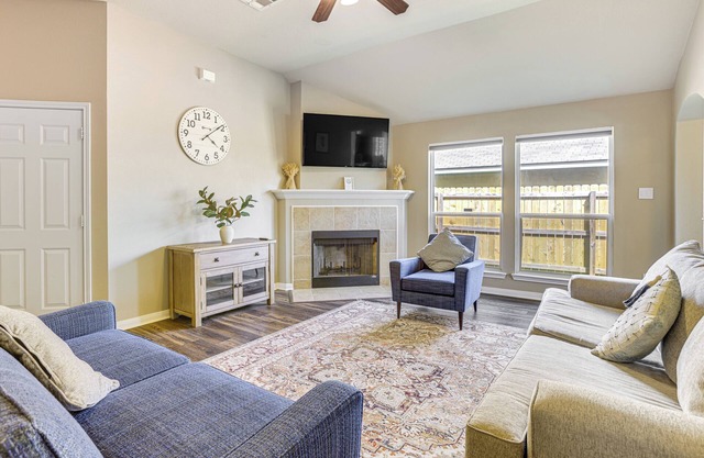 Pet-Friendly Texas Retreat w/ Fenced-In Yard!