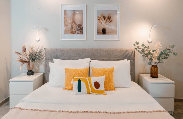 Phaedrus Living: City Center Zenonos Studio