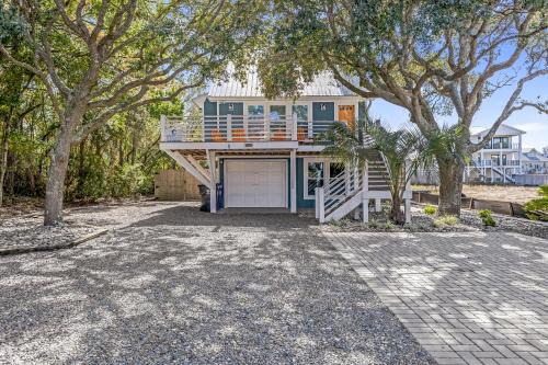 Pickleball Paradise by Carolina Beach Realty