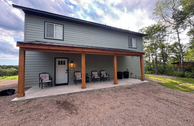 Pier Lake Cabin - Minocqua 3 bedroom, 2 bath, new construction lake home