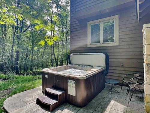 Play-A-Way Chalet