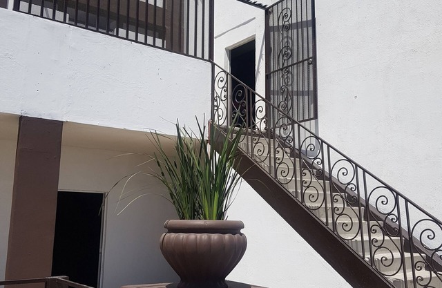 SUPER SUITE PLAZA GOYA 22 PERSONAS