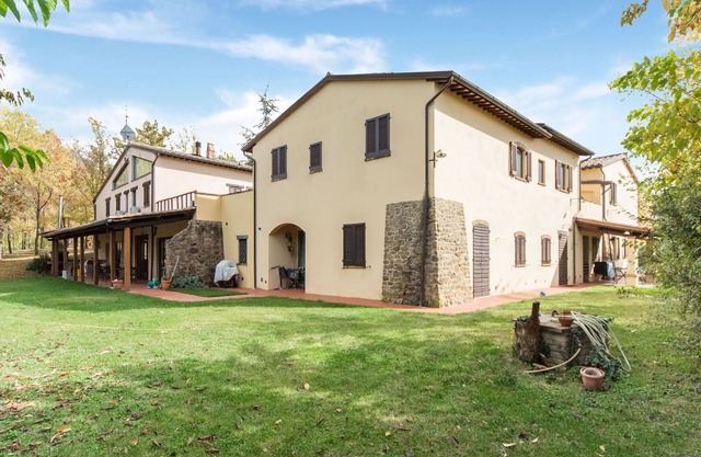 Agradable casa de vacaciones en Torgiano cerca del Museo del Vino