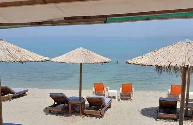 POLYCHRONO BEACH HOTEL