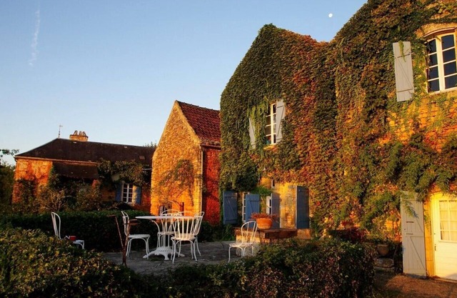 Pomette, an authentic holiday house with private pool in the Lot, Dordogne