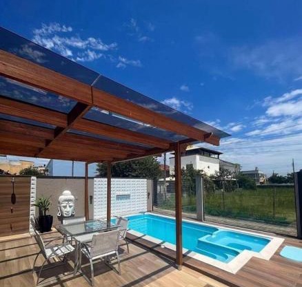 Ponta Mar - Casa incrível com Piscina 280mts mar