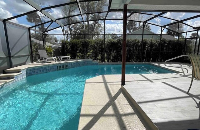 POOL House+Garage. Bring your Bikes! + 3Bed/2Bath