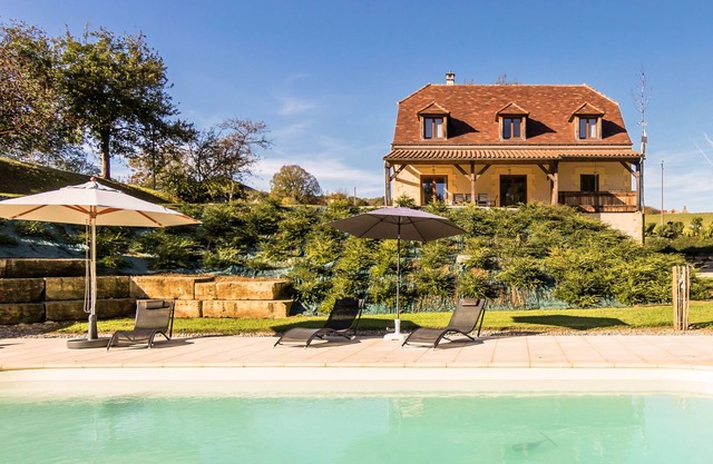 Villa de lujo junto a la piscina en Montignac