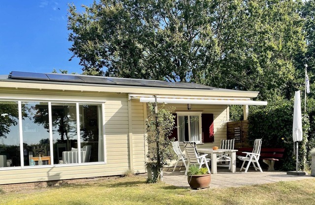 Populierenlaan 13 Bungalow en un lugar de vacaciones con hermosas vistas
