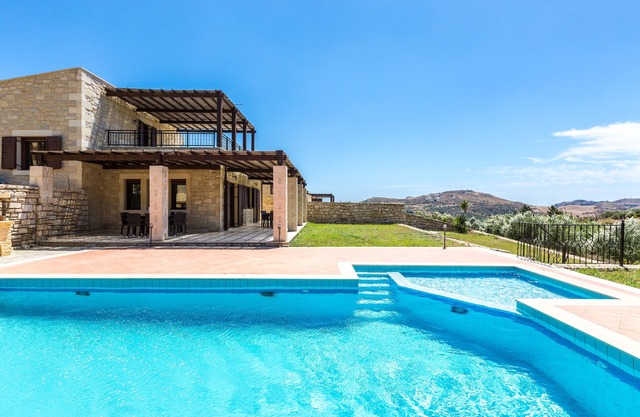 Villa Poseidon! Piscina privada, increíbles vistas al mar, a poca distancia de las tiendas.