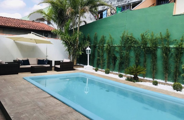 Pousada Quadruple Suite w / Pool, Air Cond and Netflix - 100m from the sea