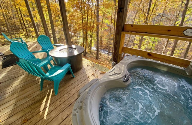 Creekside Haven ofrece una hermosa vista de Rock Creek