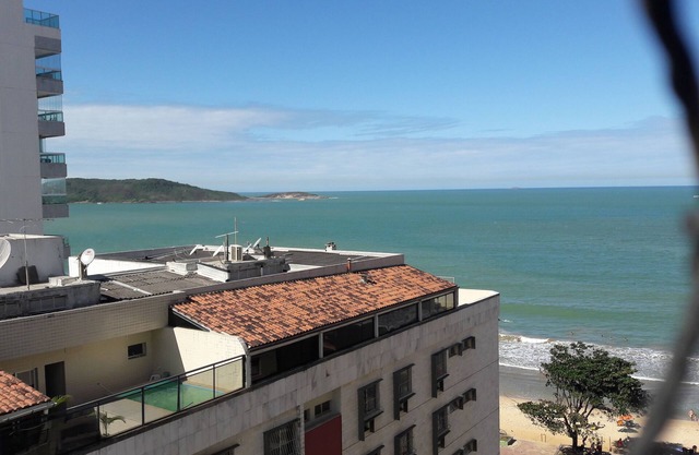 Playa Morro -Guarapari, dormir escuchando el sonido de las olas !!!