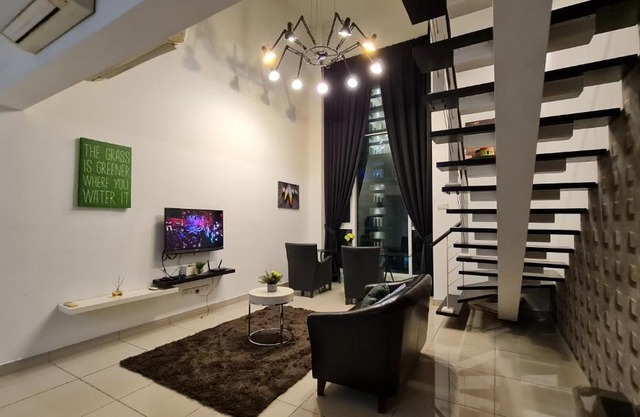 Premium 5STAR Resort Suite Mid Valley KL Sunway by Stayz Suites with Shopping Complex