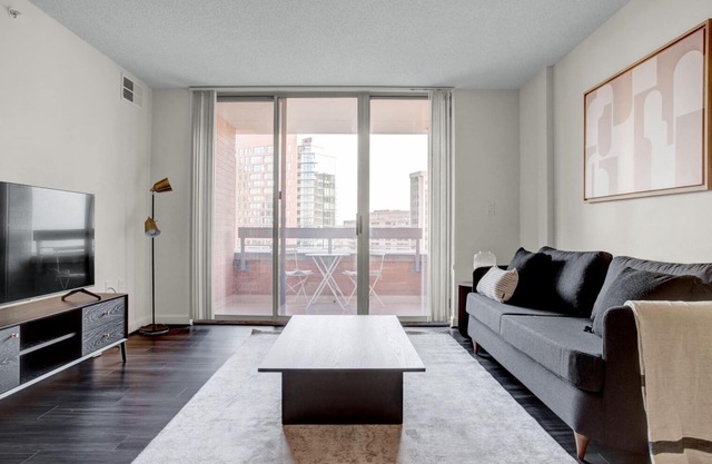 Premium Bethesda 1BR w/ Concierge, Gym, W/D, walk to Metro, by Blueground