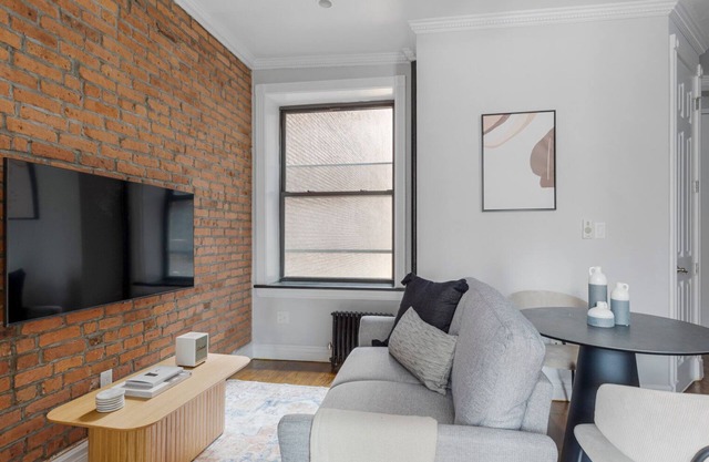 Premium Murray Hill 2BR w/ W/D, nr UN, by Blueground