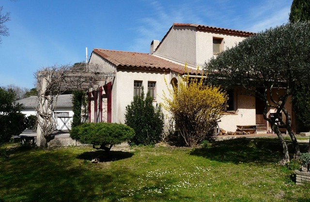 villa tranquila entre Cevennes y Provenza contacto directo 06 89 90 74 64