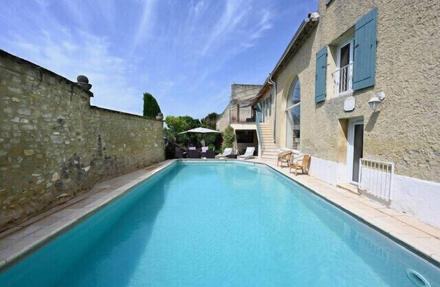 Priorato del XIII, Provenza, Lubéron, Piscina, Aire acondicionado