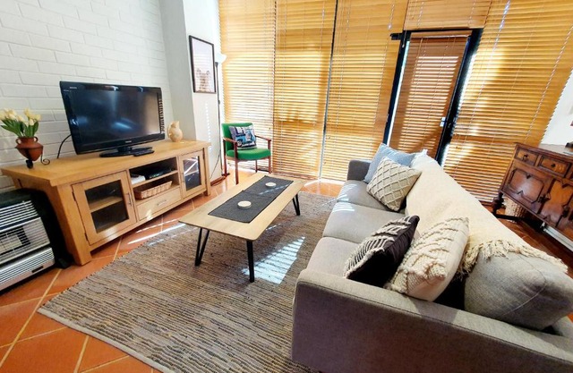 Primary 43 2BRM Townhouse Fremantle with 2 Carbays