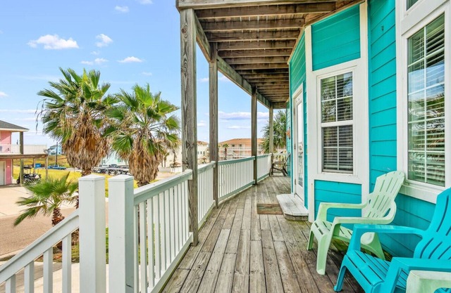 "Prime coastal retreat just steps from the beach! Unwind by the community pool or ride the waves for the ultimate seaside escape."
