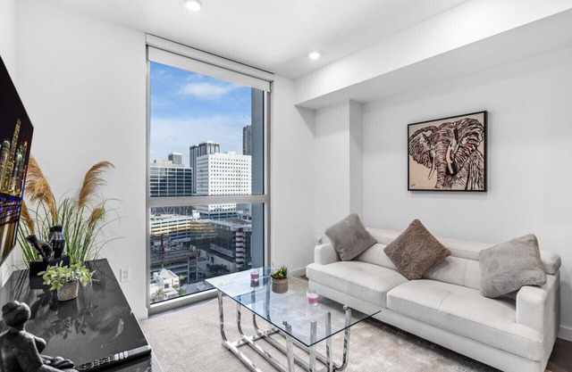 Prime Location 1-Bed Retreat W/ Free Parking