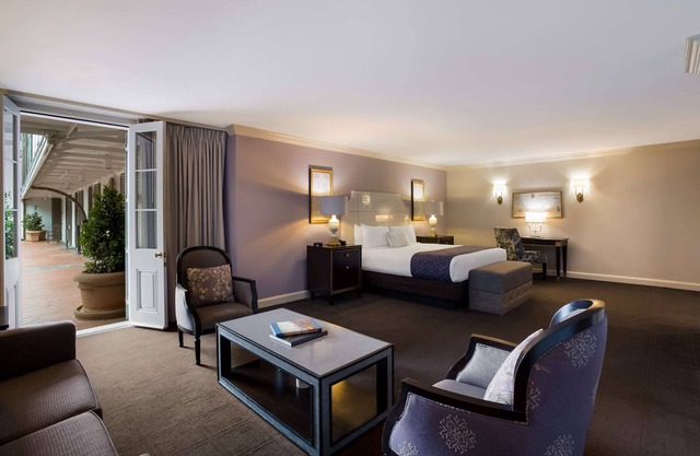 Prime Location! With Pool, Pet-friendly, Near New Orleans Jazz Museum!