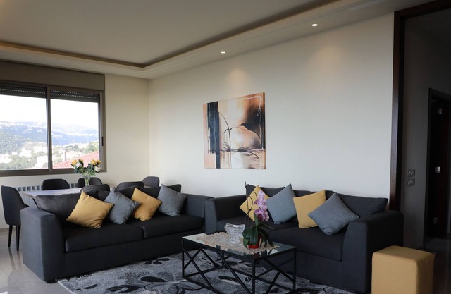 Primestay - Brummana Views Unit 3, Lebanon