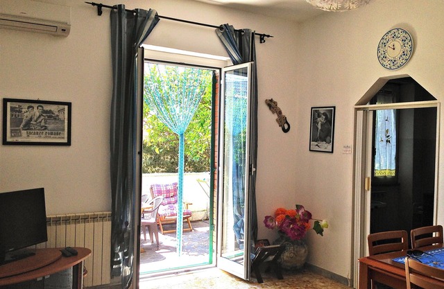 Apartamento privado bajo el limonero en Ostia Antica