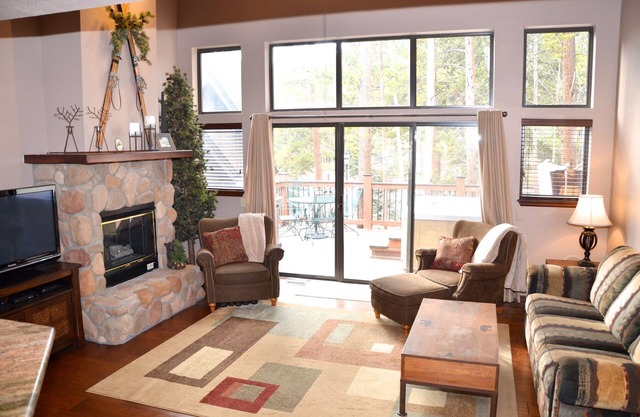 Private Hot Tub | Walk to Lift & Main St