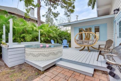 Private Pool and Yard Dog-Friendly Bradenton Home