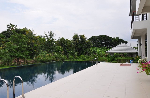 Habitación privada en Ramkamhaeng 118, incluye transporte al aeropuerto y entrenamiento personal