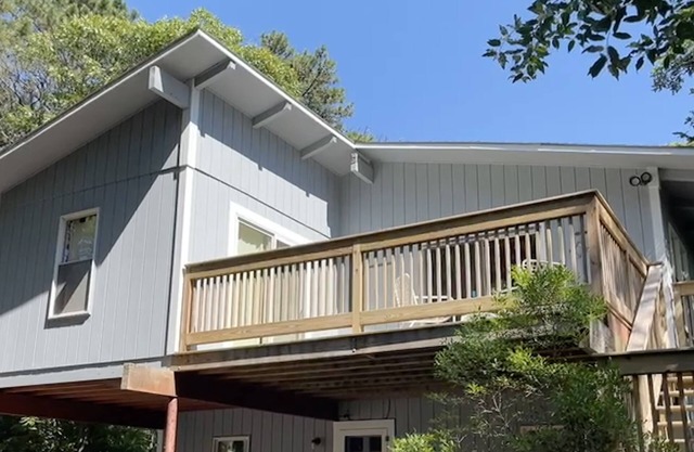 Private setting nestled in the heart of East Chop.