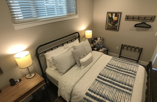 Adorable habitación junto al pueblo de Arroyo Grande. Cerca de playas, senderismo y bodegas!