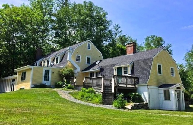 Gran casa de campo, 8 chimeneas, 5 baños de spa, taberna, jacuzzi, terraza acristalada, a minutos de Bromley, Stratton,