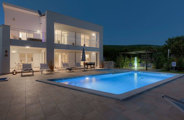 Casa de vacaciones privada con WIFI, piscina privada, A/C, jacuzzi, TV, terraza, vista panorámica