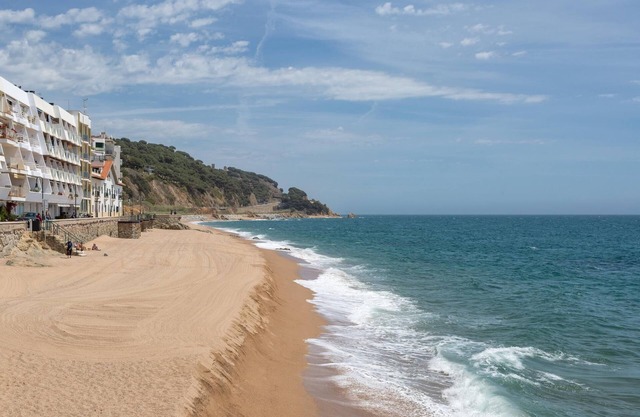 Casa neoclásica a 200m playa con parking