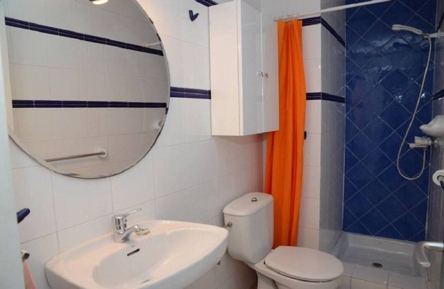 Es Pujols: apartamento frente al mar en el paseo marítimo de Es Pujols