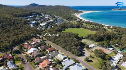 Purely Whitesands on the Bay