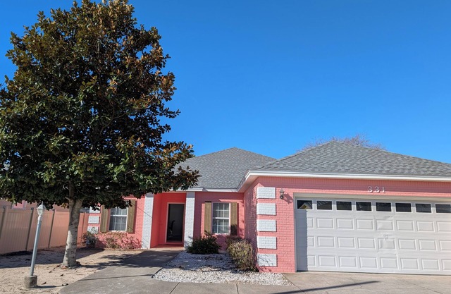 Pvt Pool, 4-bdr Sleeps 12 . 5 minutes from 30a,