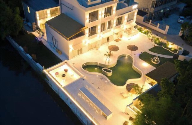 QIMeow Garden Hotel