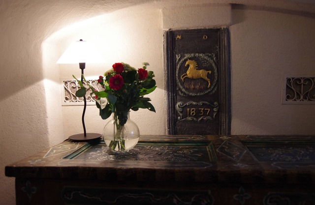 Pintoresca, antigua casa de labranza de 1837 le invita a quedarse.