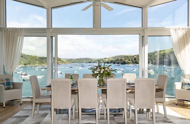 QUAYSIDE, ideal para familias, con un jardín en Salcombe, Ref 995734