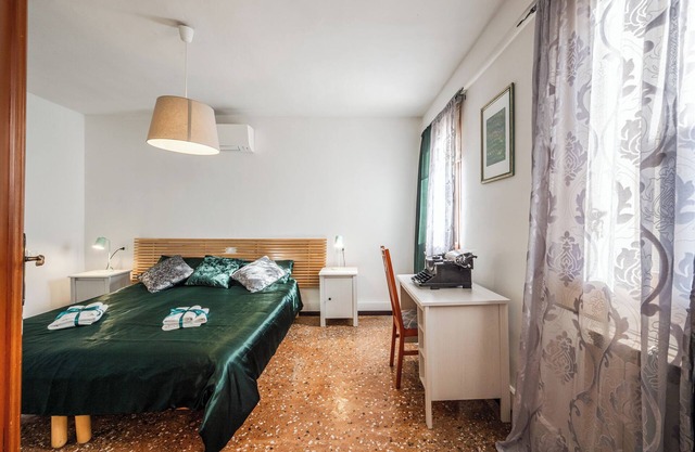 Queen Home Carlotta - Tres Habitaciones Piso, Capacidad 6