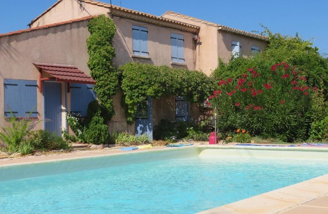 chalet con piscina
