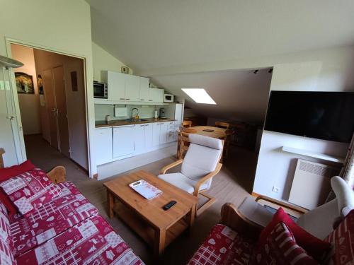 Résidence Ferme D'augustin - Batiment E - Grand appartement 8 personnes sur les pistes MAE-8274