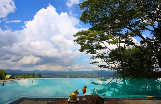 Randholee Resort & Spa