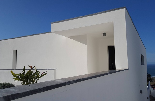 Villa moderna reciente (8 personas) con vista al mar y piscina privada, cerca de Nazaré