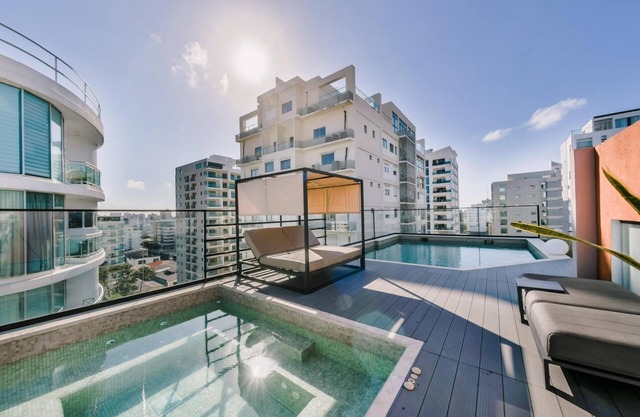 Regatta Living II With Breakfast Included - 502