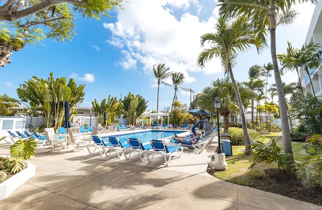 Relax and Recharge! 3 Relaxing Rooms w/ Balcony | Outdoor Pool